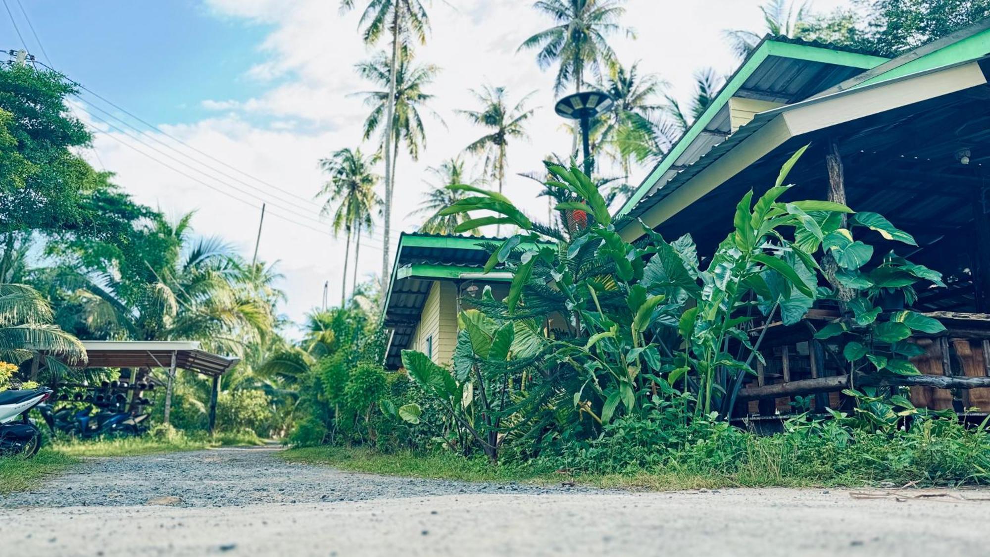 Suan Maprao Ko Kut Resort Eksteriør bilde